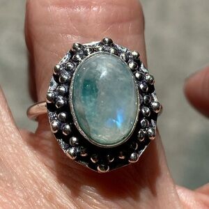 Handmade Size 5.5 Gorgeous Fiery Green Moonstone 925 Sterling Silver Ring